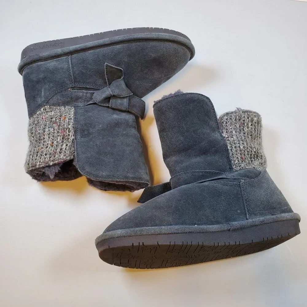 BearPaw Geneva Winter Boots Short Suede Wool Lined Sheepskin Ribbon 7 Womens